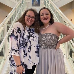 Meet your Posher, Jillian